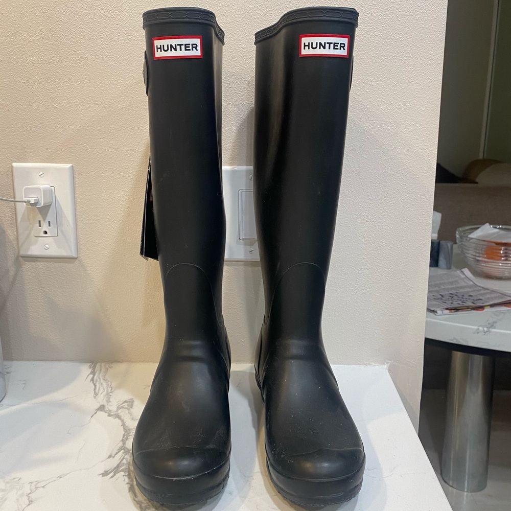 Black Hunter Rain Boots - new with tags